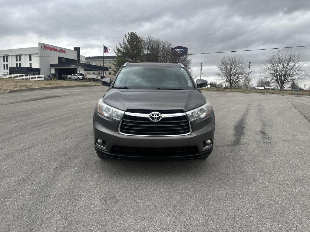 used 2016 Toyota Highlander car, priced at $19,900