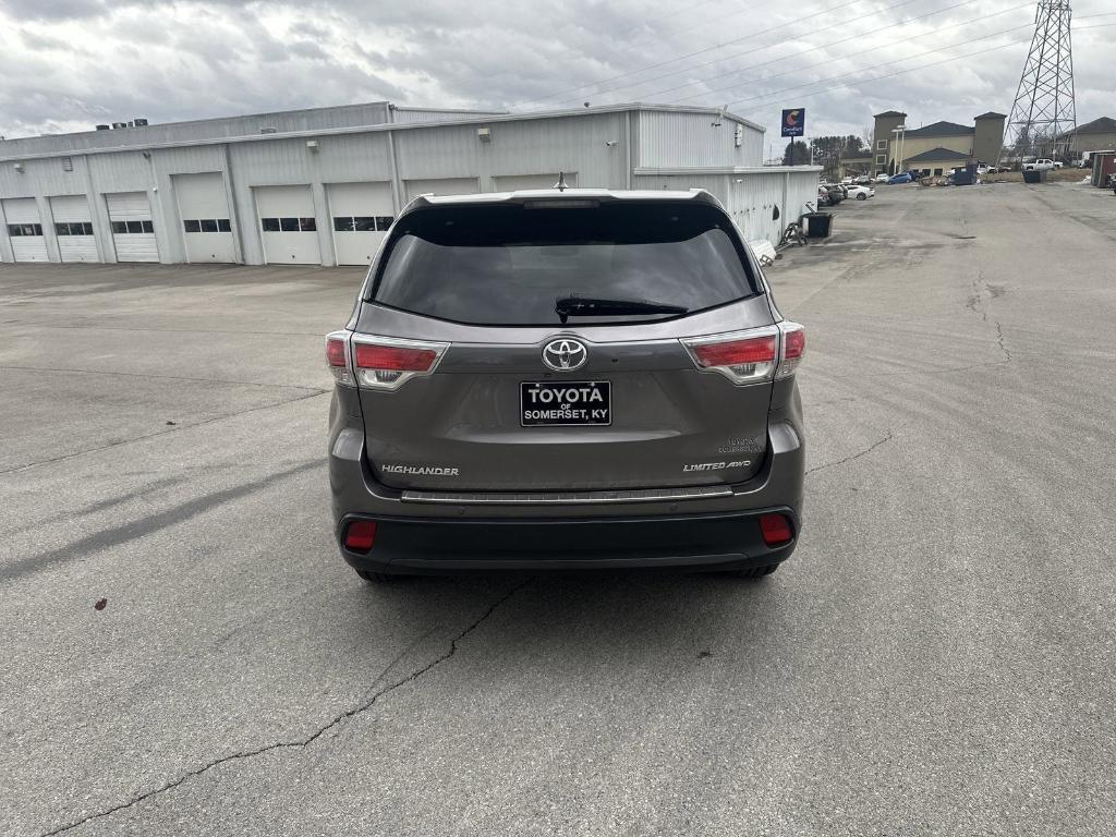 used 2016 Toyota Highlander car, priced at $19,900