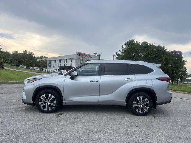 used 2023 Toyota Highlander car, priced at $42,900