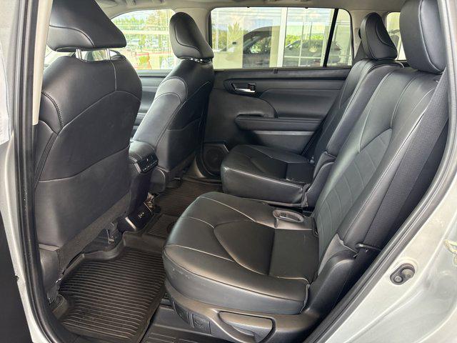 used 2023 Toyota Highlander car, priced at $41,800