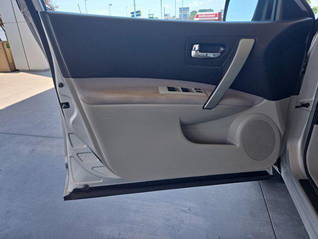 used 2013 Nissan Rogue car