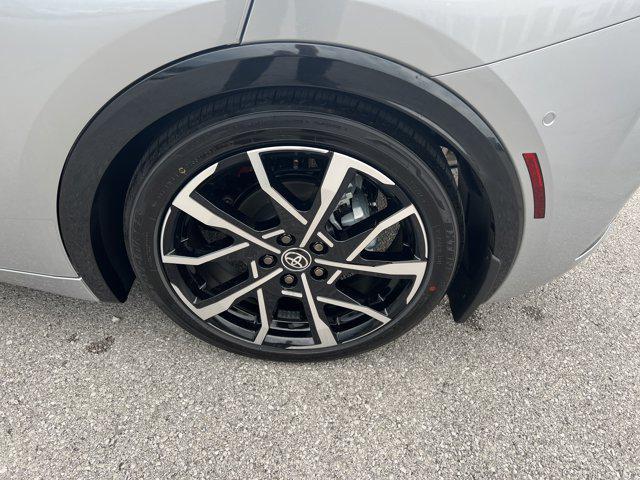 new 2026 Toyota Prius Plug-In Hybrid car, priced at $44,903