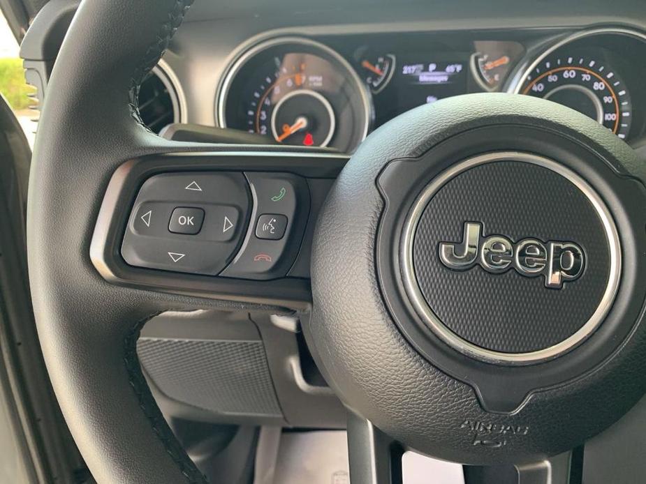 used 2023 Jeep Gladiator car, priced at $34,800