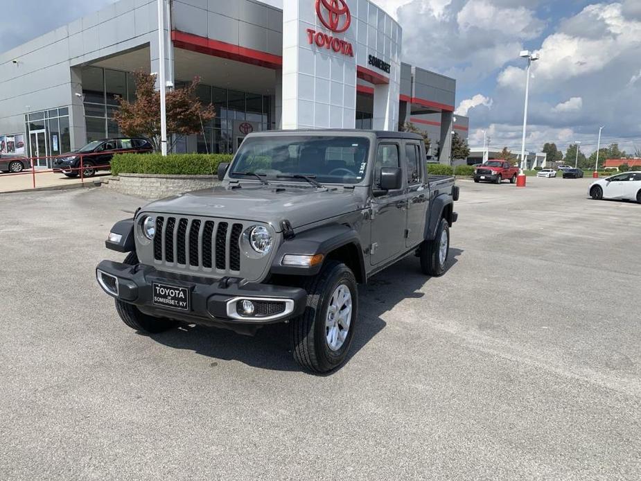 used 2023 Jeep Gladiator car, priced at $34,800