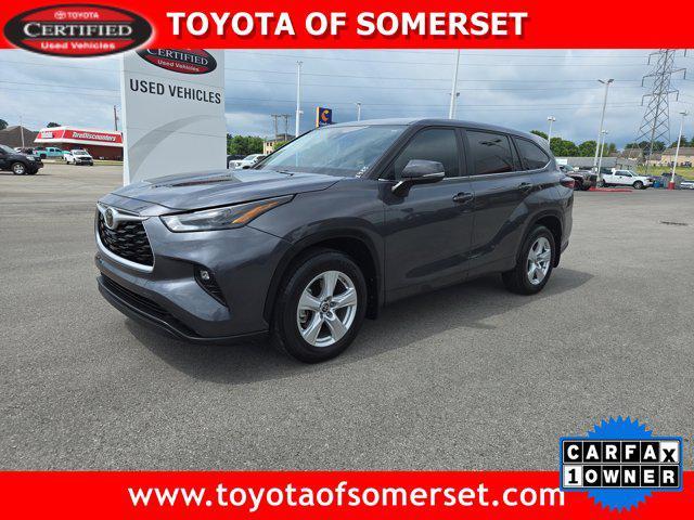 used 2024 Toyota Highlander car, priced at $42,900