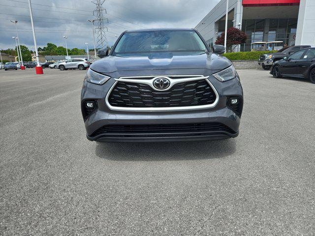 used 2024 Toyota Highlander car, priced at $42,900