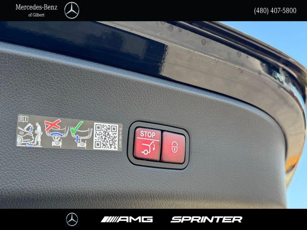 new 2025 Mercedes-Benz GLC 300 car, priced at $61,750