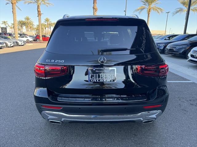 new 2024 Mercedes-Benz GLB 250 car, priced at $46,400