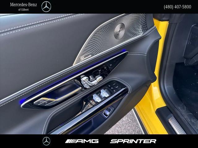 new 2025 Mercedes-Benz AMG SL 43 car, priced at $115,365