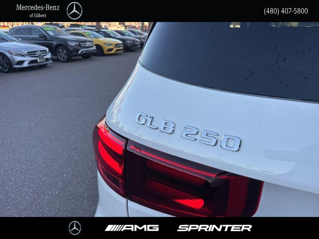 new 2026 Mercedes-Benz GLB 250 car, priced at $45,550