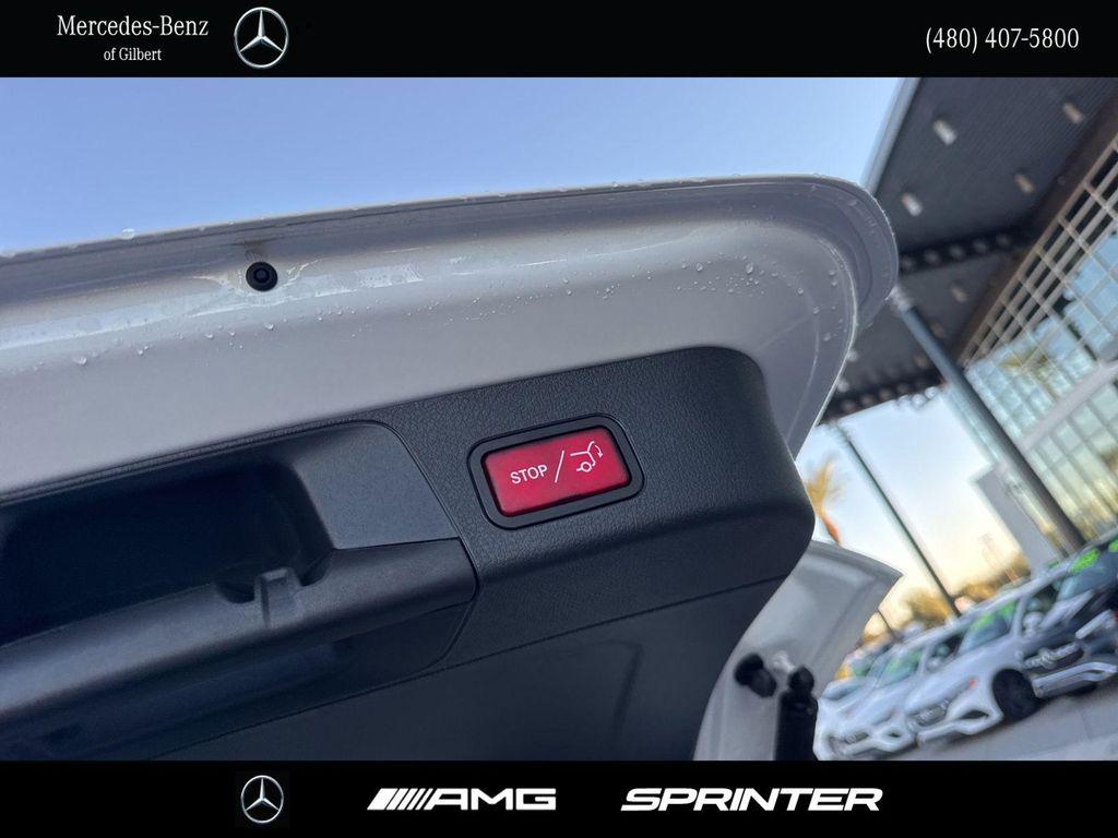 new 2026 Mercedes-Benz GLB 250 car, priced at $45,550