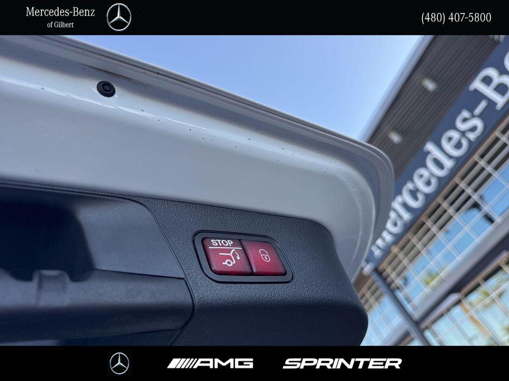 used 2025 Mercedes-Benz GLB 250 car, priced at $38,888