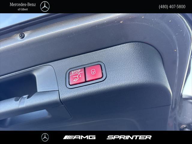 new 2025 Mercedes-Benz GLB 250 car, priced at $54,500