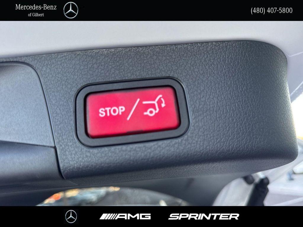 new 2026 Mercedes-Benz GLB 250 car, priced at $45,990