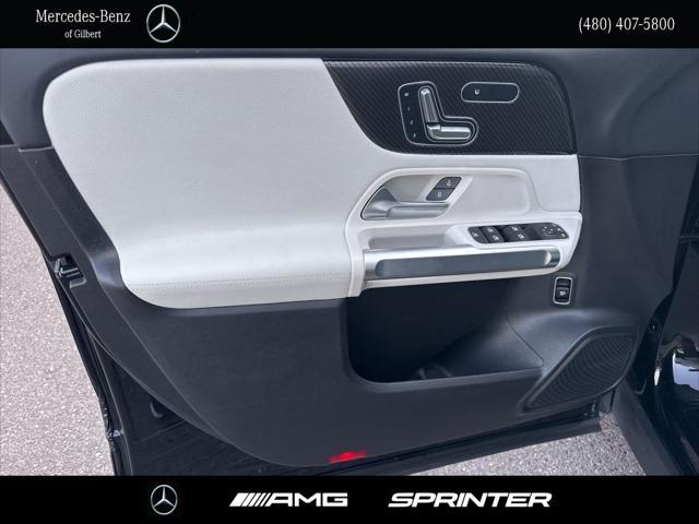 used 2021 Mercedes-Benz GLB 250 car, priced at $29,994