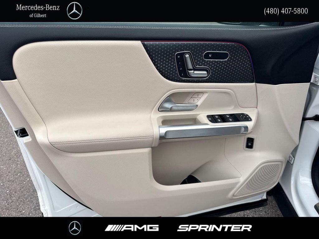 used 2025 Mercedes-Benz GLB 250 car, priced at $41,888