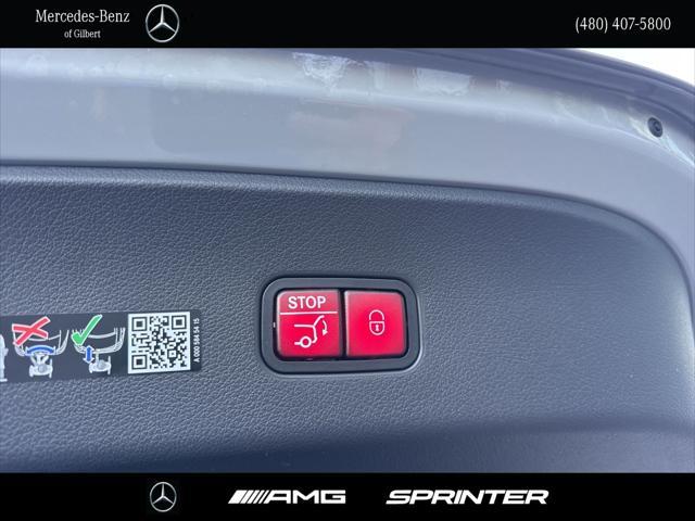 new 2025 Mercedes-Benz GLC 300 car, priced at $67,700