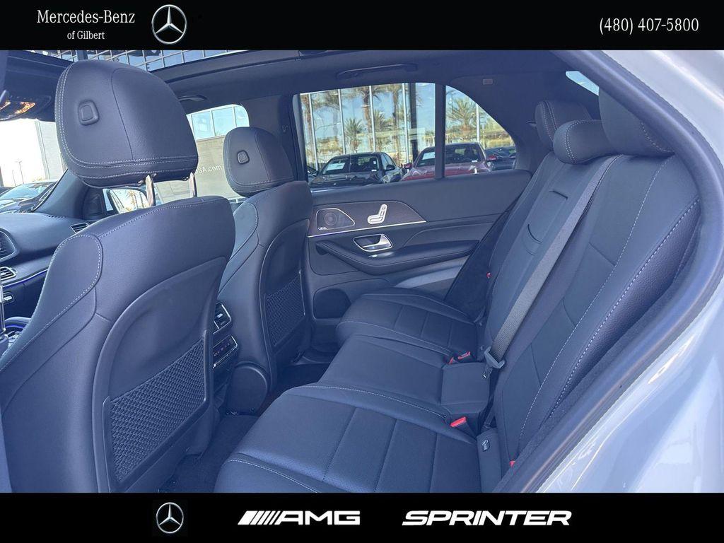 new 2025 Mercedes-Benz GLE 450 car, priced at $79,815