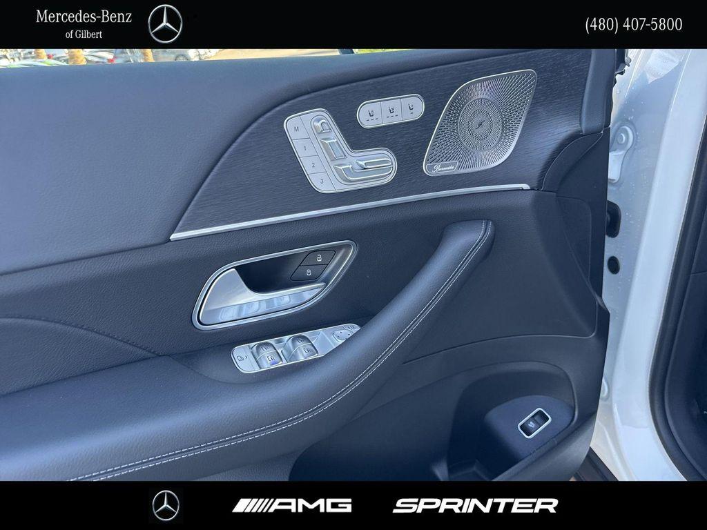 new 2025 Mercedes-Benz GLE 450 car, priced at $79,815