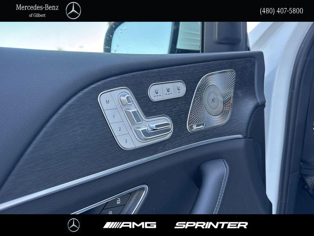 new 2025 Mercedes-Benz GLE 450 car, priced at $79,815