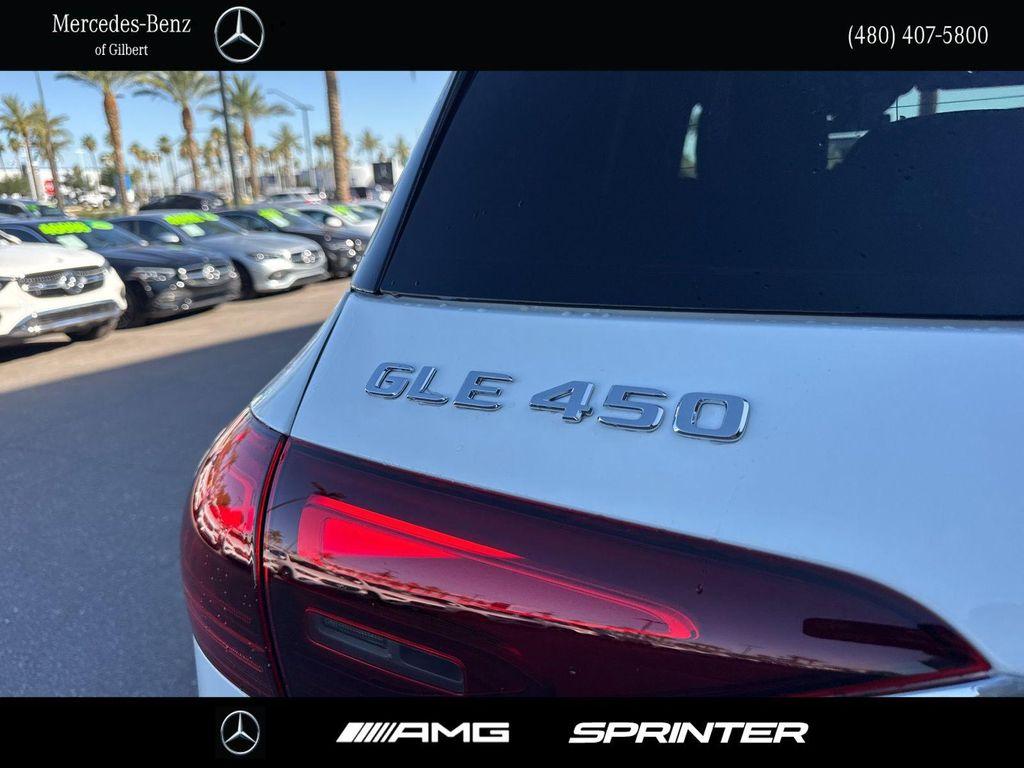new 2025 Mercedes-Benz GLE 450 car, priced at $79,815