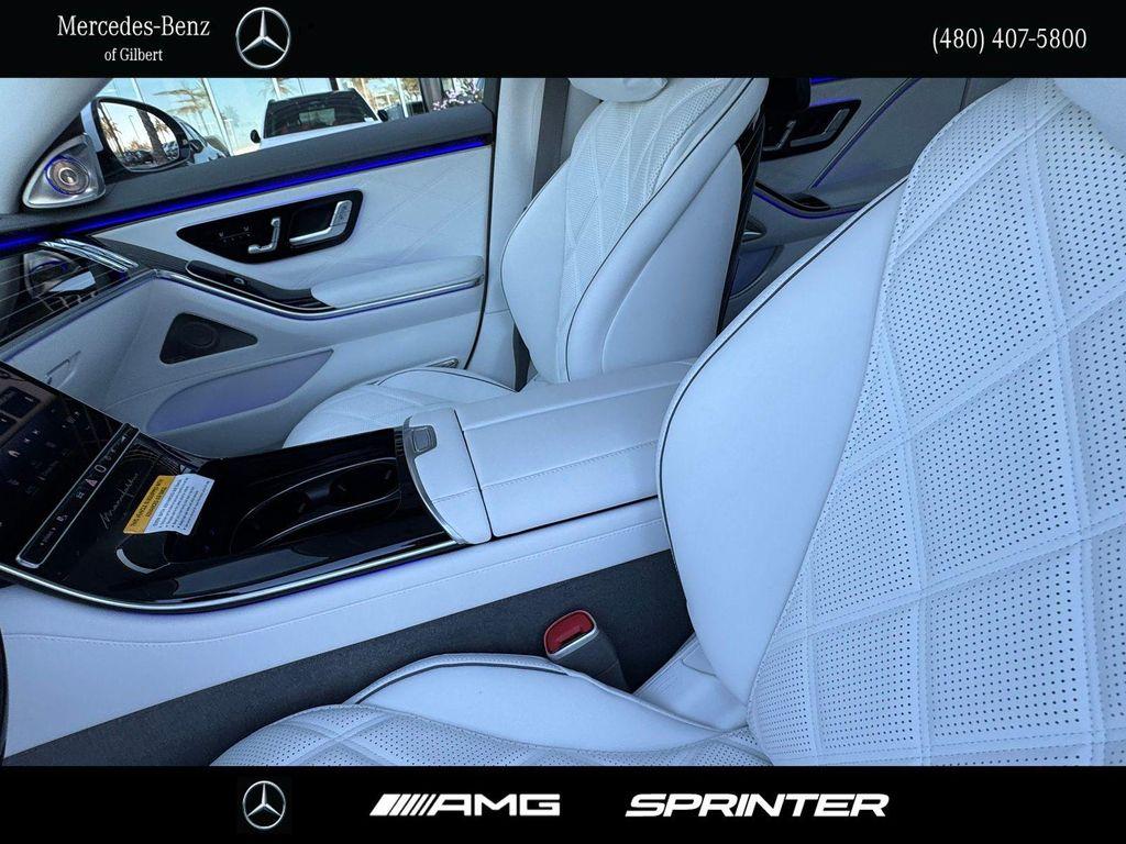 new 2025 Mercedes-Benz Maybach S 580 car, priced at $241,450