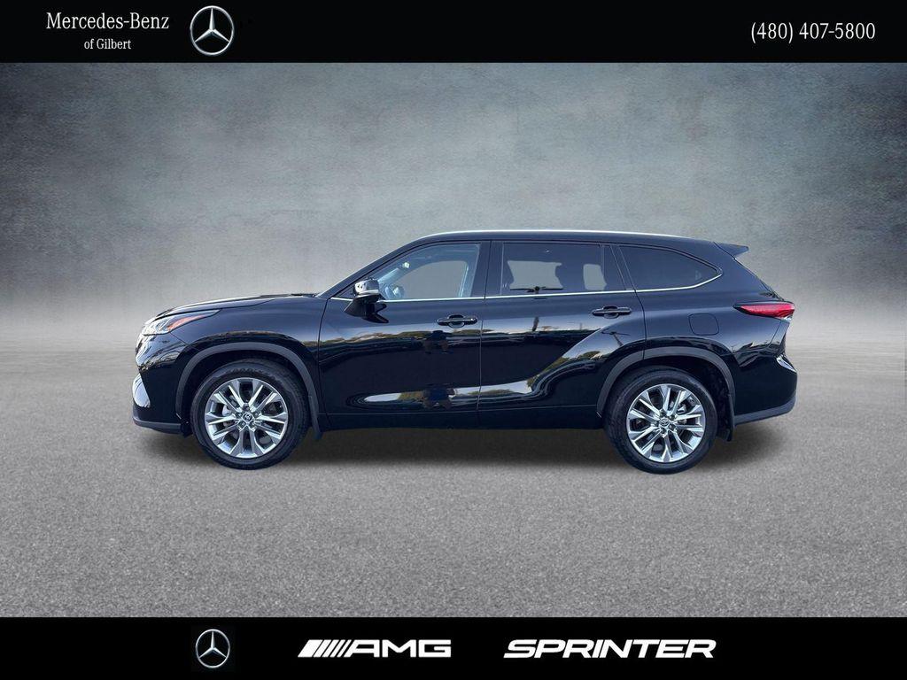 used 2023 Toyota Highlander car, priced at $39,987