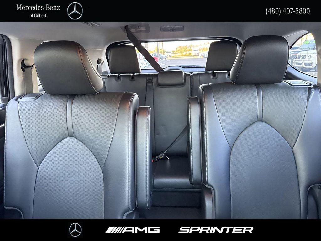 used 2023 Toyota Highlander car, priced at $39,987