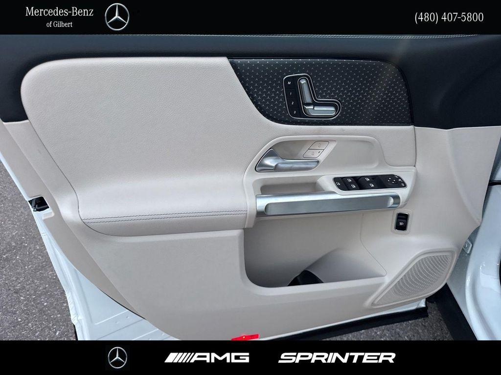 new 2026 Mercedes-Benz GLB 250 car, priced at $45,050