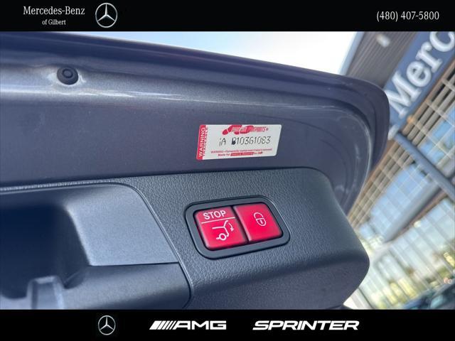 used 2022 Mercedes-Benz GLB 250 car, priced at $32,994