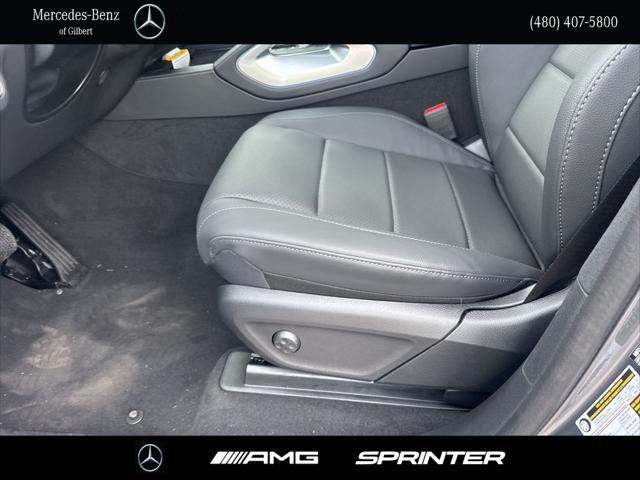 new 2025 Mercedes-Benz GLE 450 car, priced at $83,110