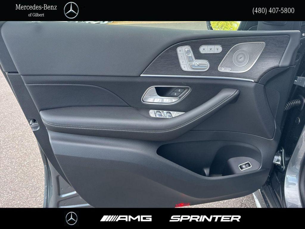 new 2025 Mercedes-Benz GLE 450 car, priced at $83,110