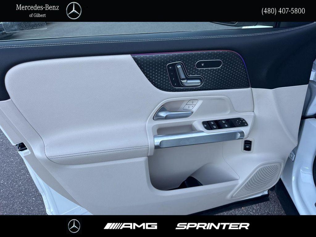 used 2025 Mercedes-Benz GLB 250 car, priced at $38,888