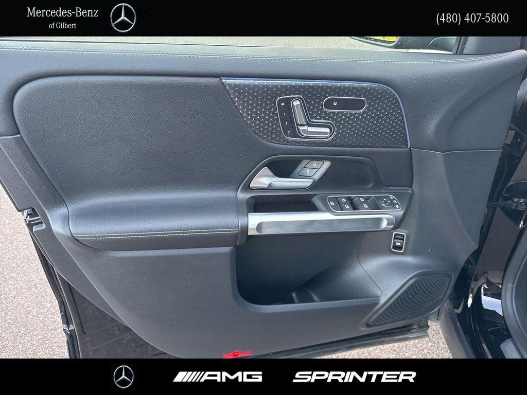 used 2025 Mercedes-Benz GLB 250 car, priced at $38,888