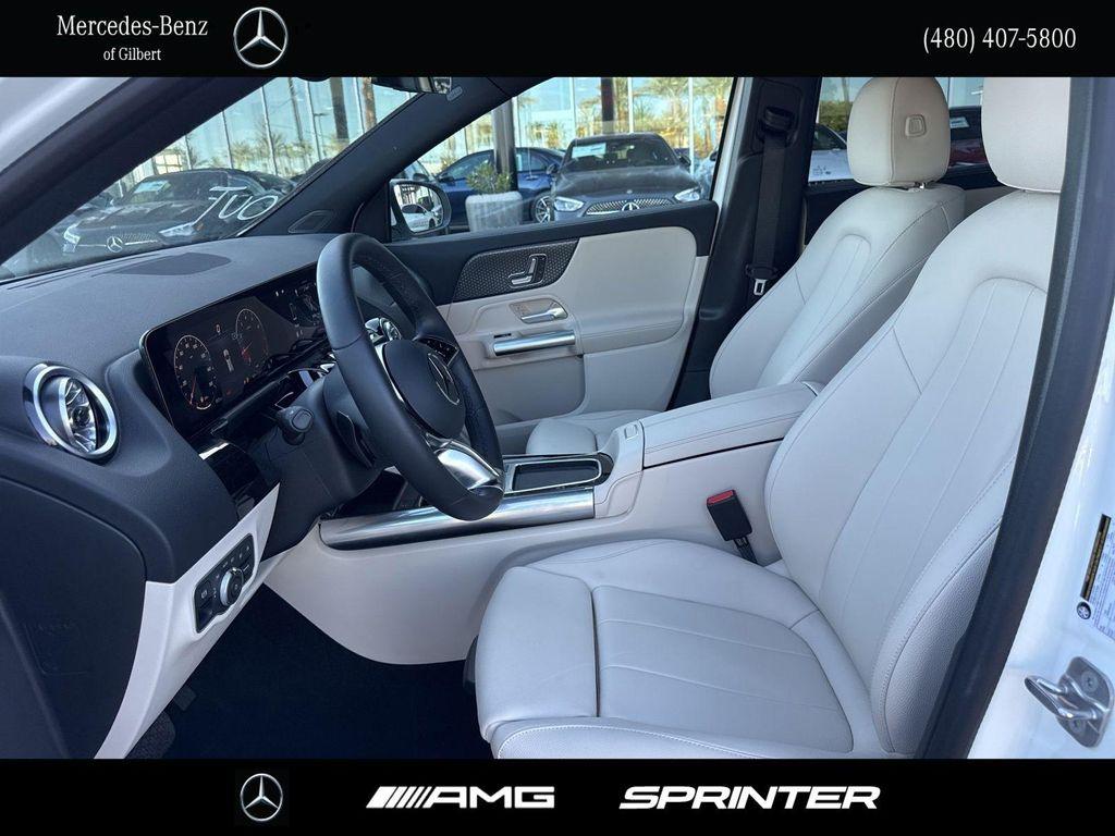 used 2025 Mercedes-Benz GLA 250 car, priced at $41,888