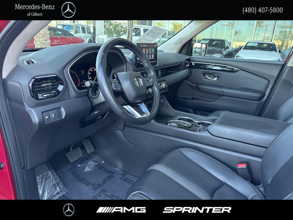 used 2023 Honda Pilot car, priced at $42,991