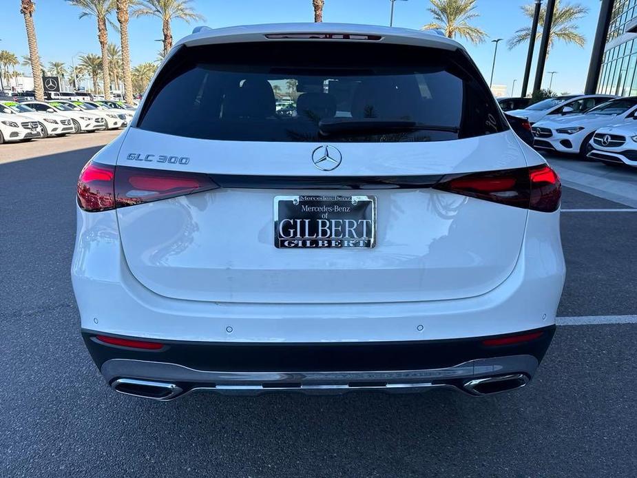 new 2024 Mercedes-Benz GLC 300 car, priced at $48,950