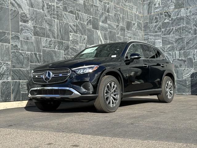 new 2024 Mercedes-Benz GLC 300 car, priced at $49,400