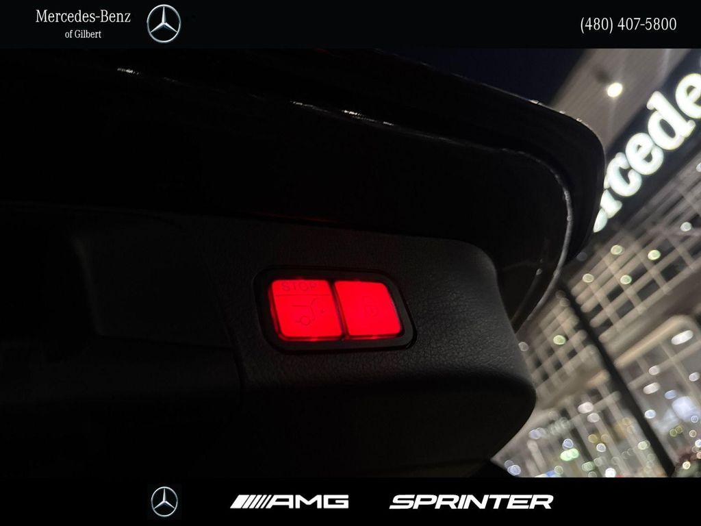 new 2025 Mercedes-Benz GLB 250 car, priced at $48,150