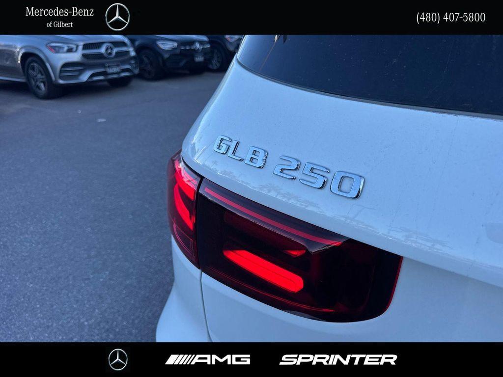 new 2026 Mercedes-Benz GLB 250 car, priced at $45,550