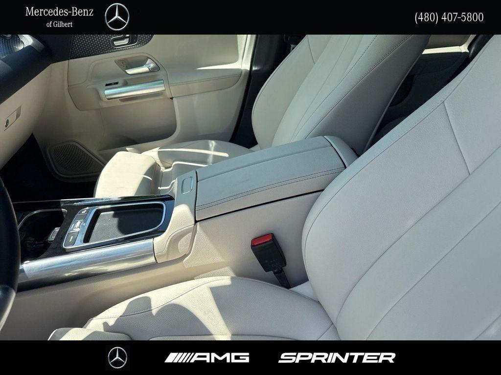 used 2025 Mercedes-Benz GLA 250 car, priced at $38,888