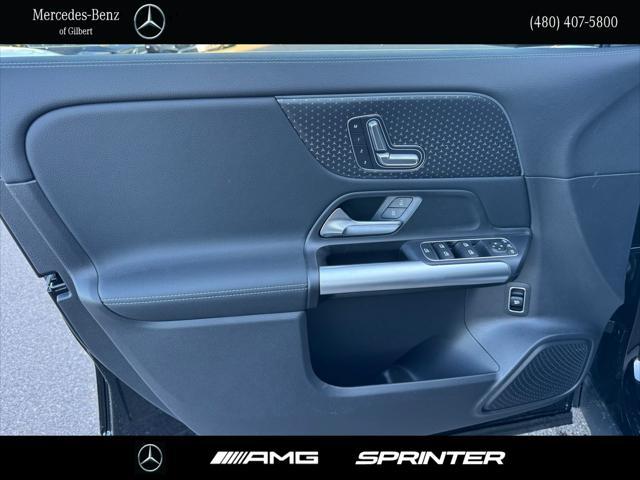 new 2025 Mercedes-Benz GLA 250 car, priced at $42,250