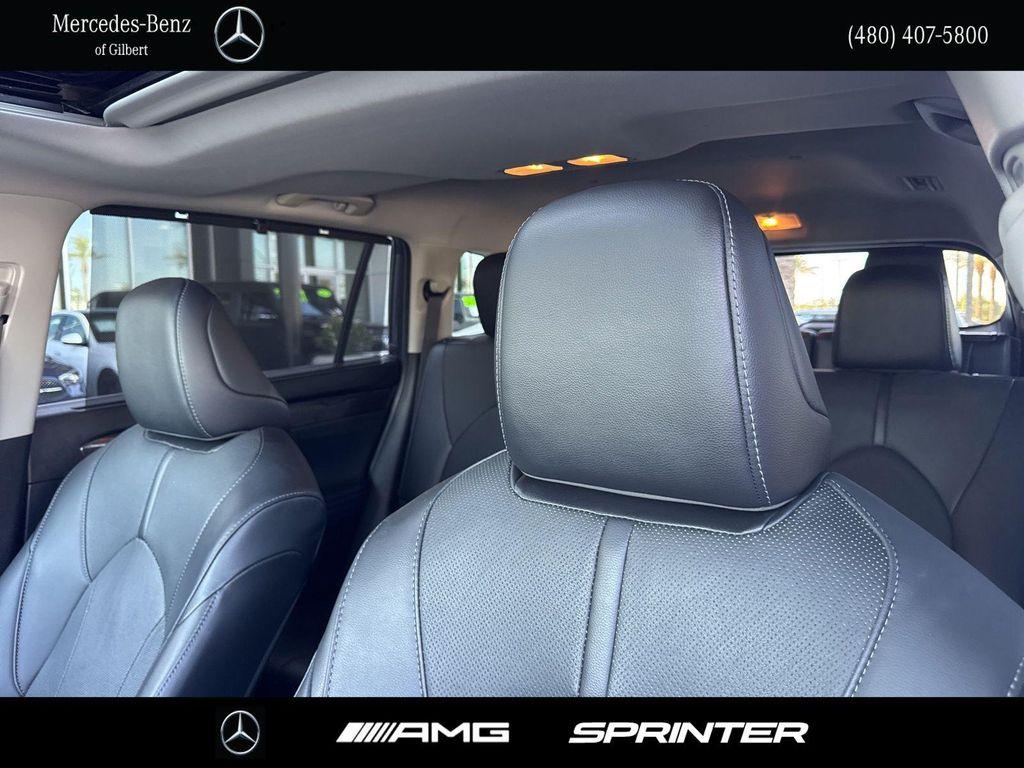 used 2023 Toyota Highlander car, priced at $39,987