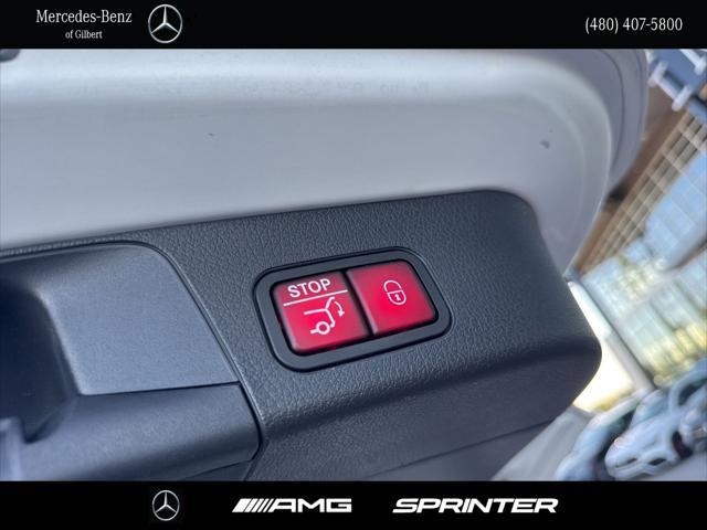used 2021 Mercedes-Benz GLB 250 car, priced at $22,987