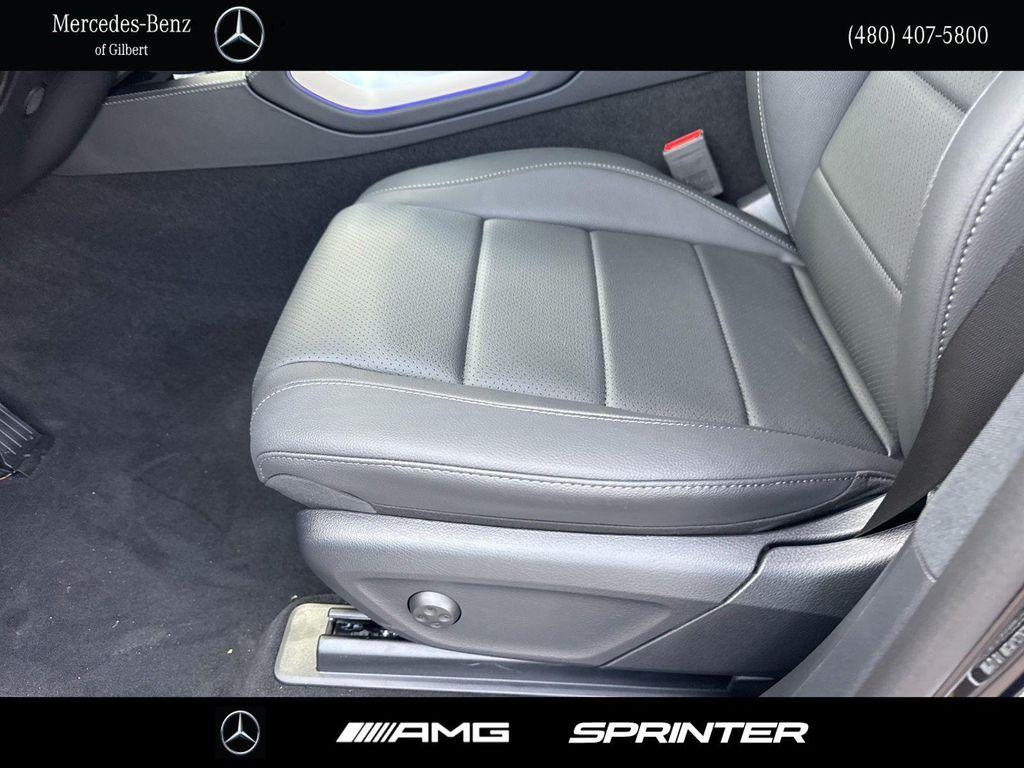 new 2025 Mercedes-Benz GLE 450 car, priced at $80,960