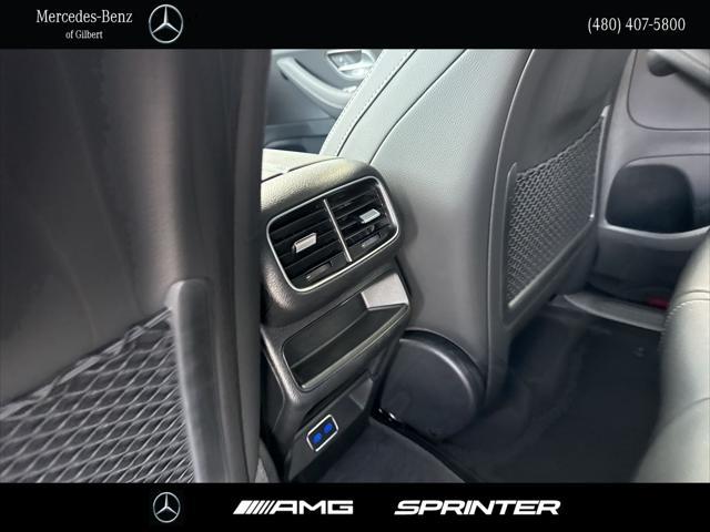 new 2025 Mercedes-Benz GLE 450 car, priced at $80,960