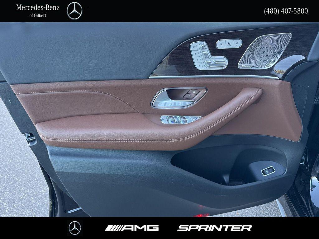 new 2025 Mercedes-Benz GLS 450 car, priced at $97,000