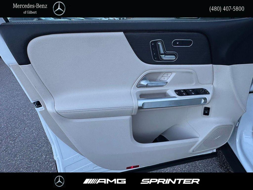 new 2026 Mercedes-Benz GLB 250 car, priced at $47,375