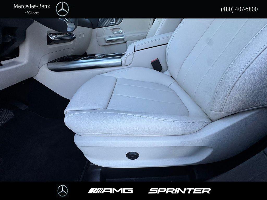 new 2026 Mercedes-Benz GLA 250 car, priced at $43,190