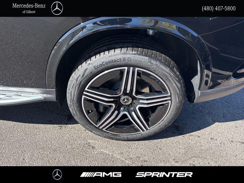 new 2025 Mercedes-Benz GLC 300 car, priced at $57,250